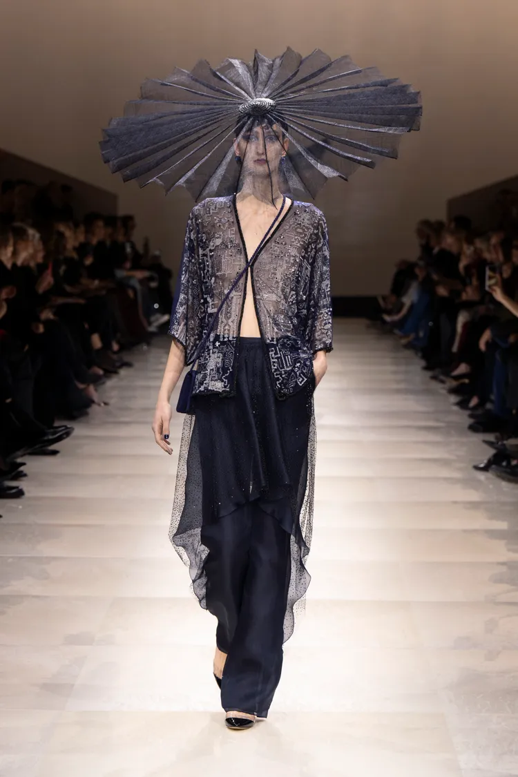 GIORGIO ARMANI 2024春夏高訂秀。品牌提供