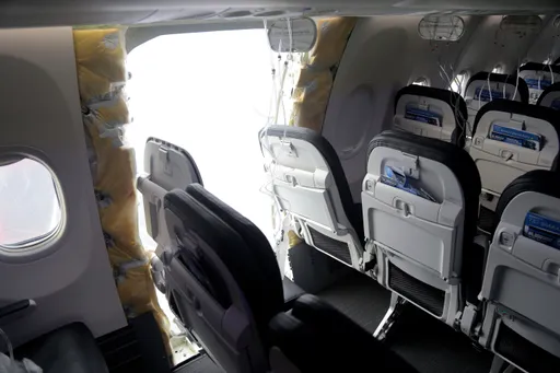 波音737 MAX空中掉舱门 美航空总署吁扩大受检机型