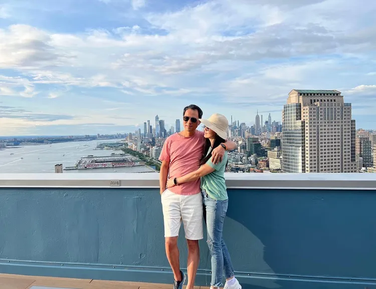 林熙蕾（右）維持婚姻秘訣就是看對方的優點。翻攝林熙蕾臉書