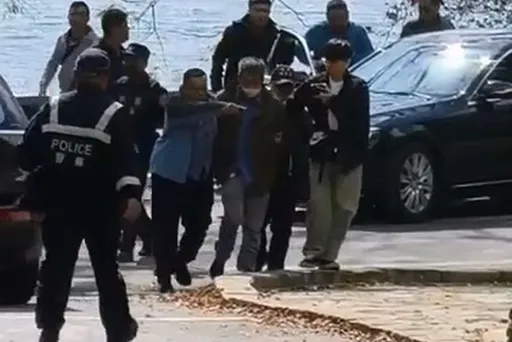 開賓士縱火搶郵局!嫌犯落網畫面曝 犯案動機全說了