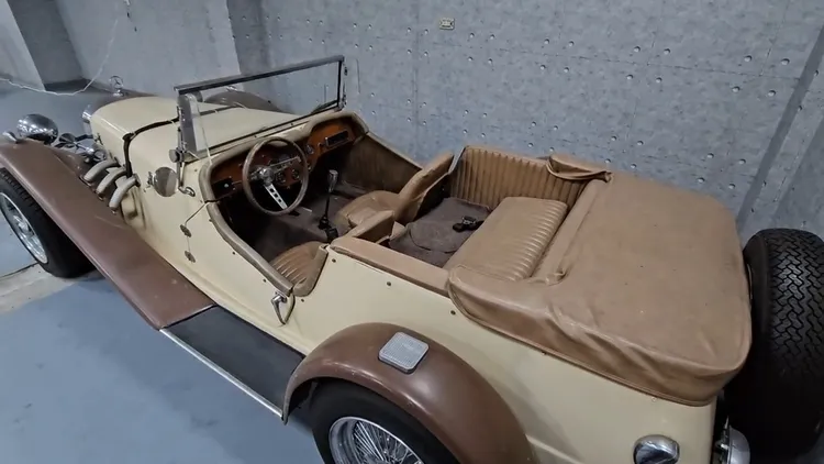 現場中古車。桃園警分局提供