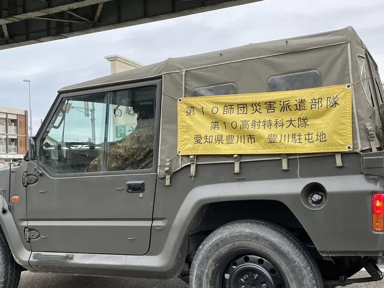 金澤市區時常可見救災車駛過。中央社