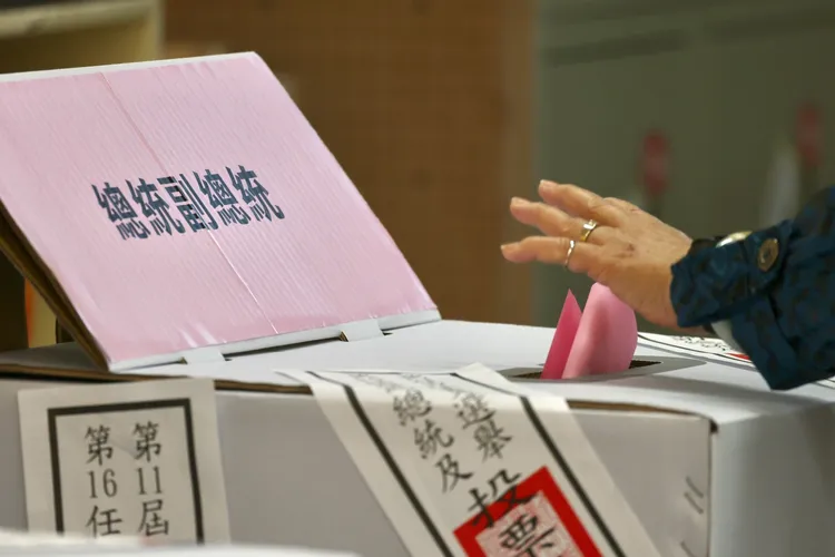 第16任正副總統今晚將產出。林林攝