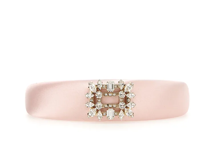 Candy Clouds限定RV Broche膚金色緞面鑽扣髮箍，1萬70000元。品牌提供