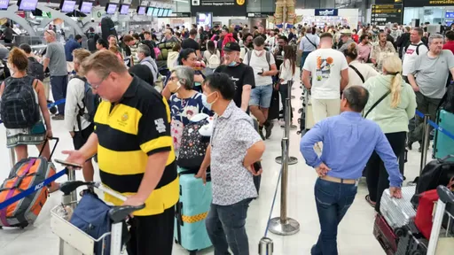 遊泰注意!搭乘國內航班需檢查護照 嚴查逾期逗留