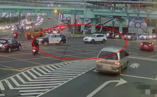 4歲童頭部流血急就醫　蘆洲警鳴笛開道護送母子抵達醫院