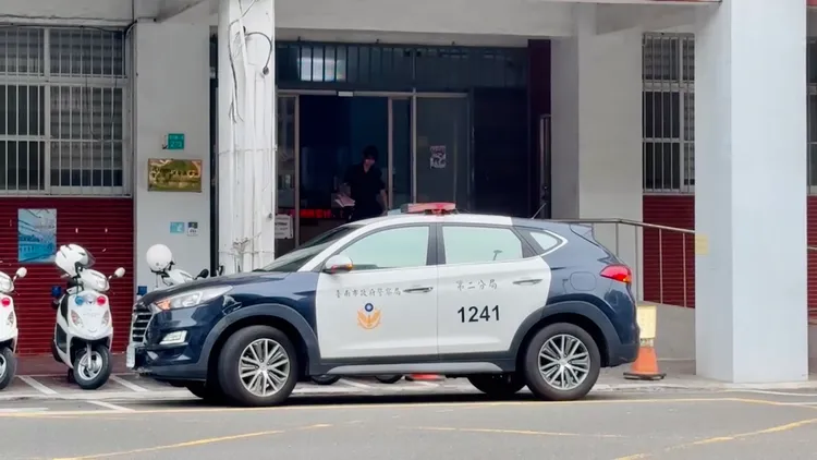 陳員5年前在二分局海安所服務時，涉違反多起重大警紀事件。讀者提供