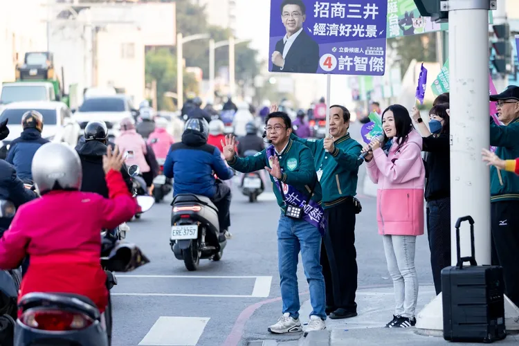 許智傑呼籲唯一支持，一票都不能少。許智傑競總提供