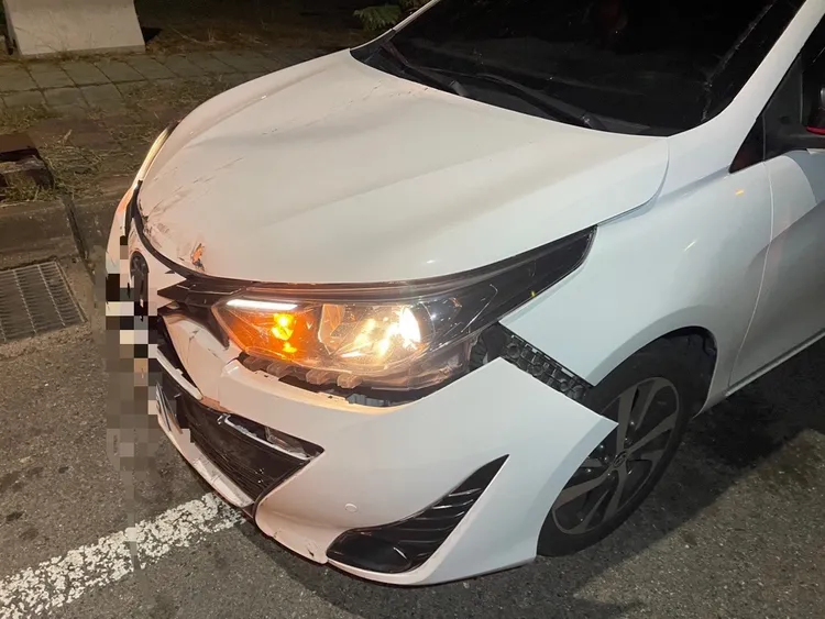 保桿毀損。讀者提供