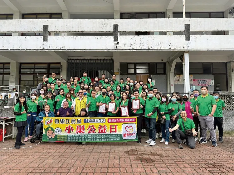 以社區事等於小巢事積極態度獲消費者喜愛，有巢氏房屋陳士仁陸續成立3間加盟店。永慶房屋提供