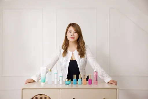 美麗、優雅、與知性是女人該有的樣子　美國高訂護膚品牌艾狄納EIDINA 