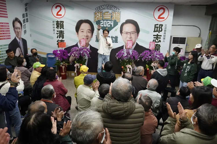 邱志偉宣布當選。翻攝畫面