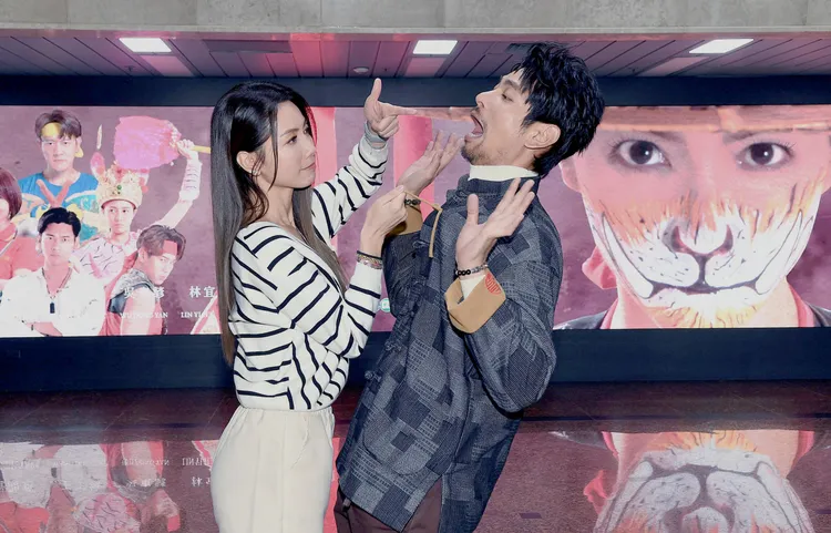 林韋君（左）承認楊子儀讓她壓力很大。華視提供