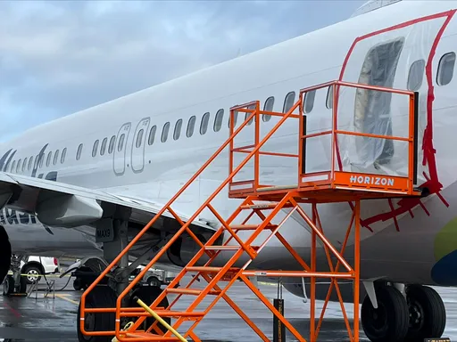 正式调查波音737舱门脱落 FAA撂重话:不容忍再发生