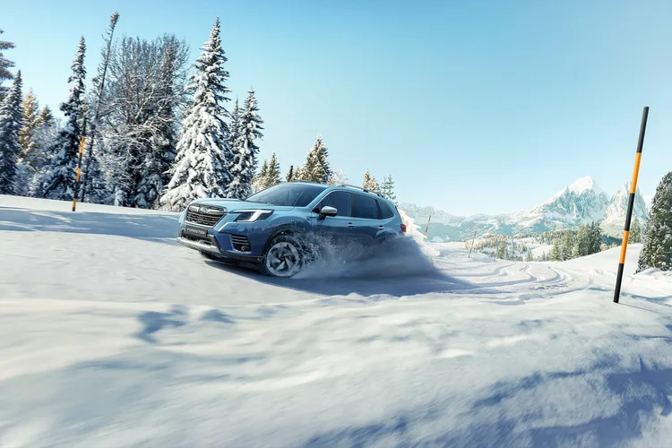 本月購買Subaru Forester i-S EyeSight車型(限23年生產)，就可享118.8萬元限量絕版價。原廠照片