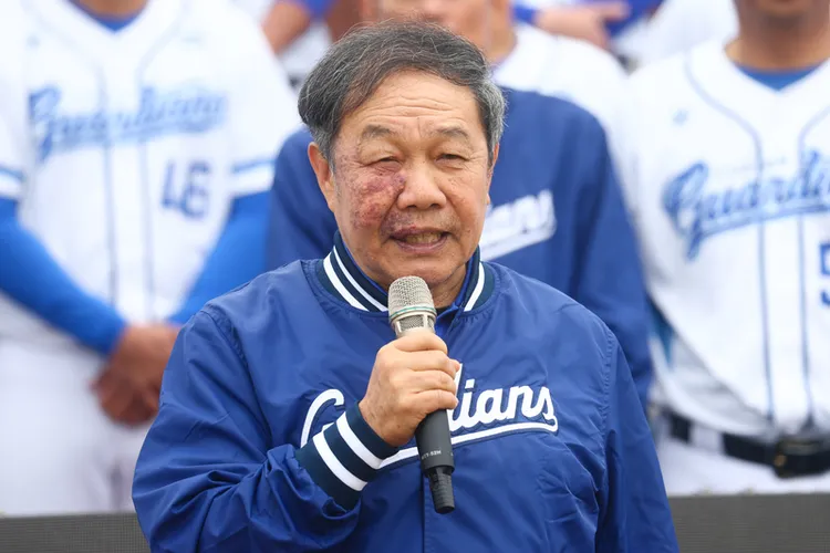 富邦領隊林華韋。  中央社