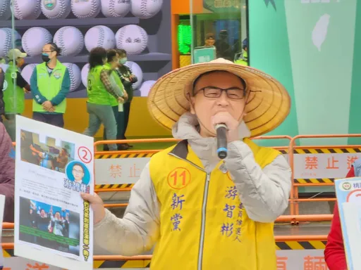 綠委張宏陸遭爆「全家賺人民幣」!弟更領「中國台灣」居住證 他大酸「張紅陸」