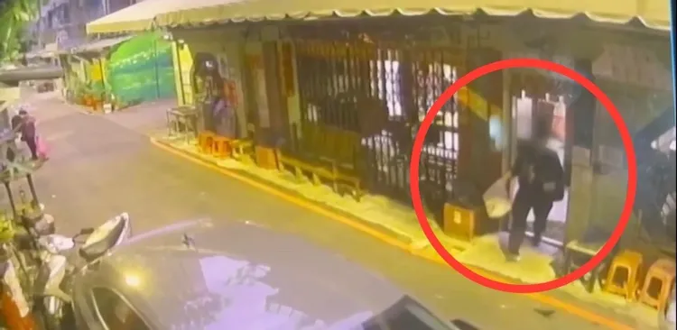 鄧男得手後逃逸。翻攝畫面