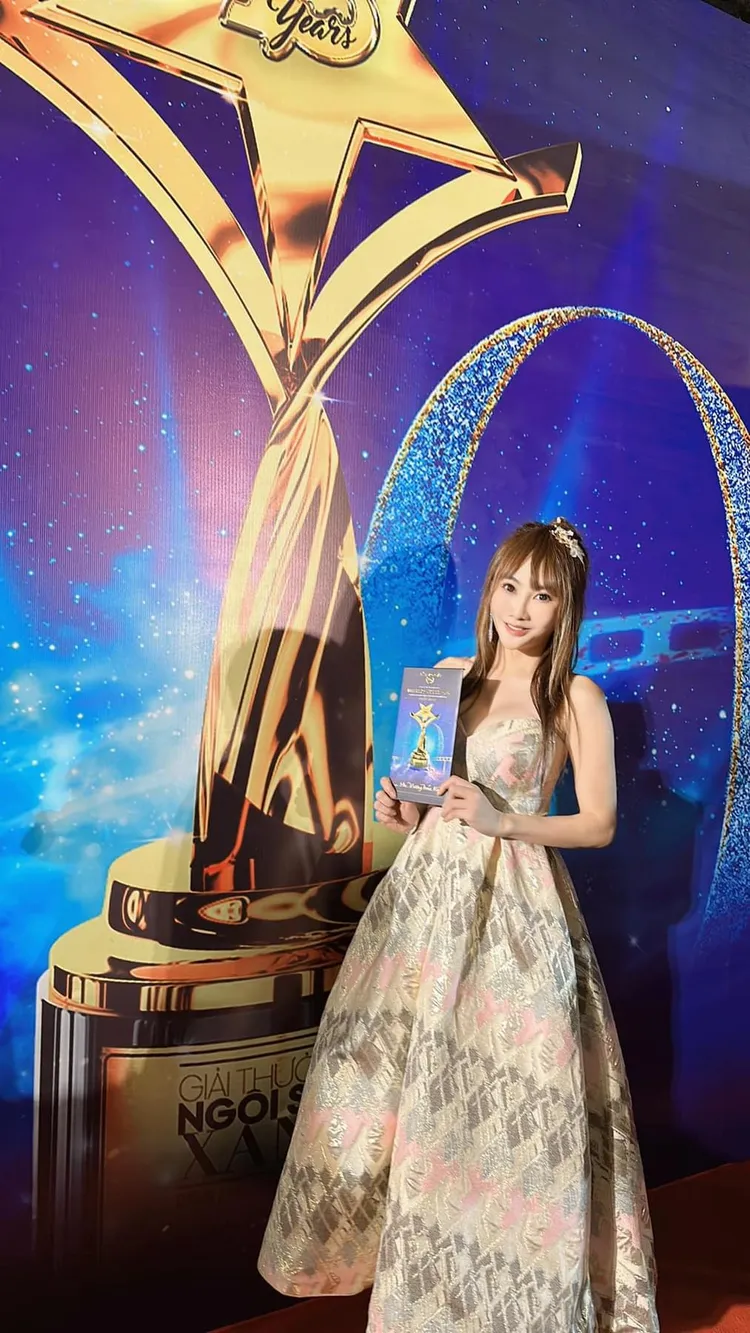 王宥忻近前赴越南參加「亞洲巨星獎」盛典。固力狗提供