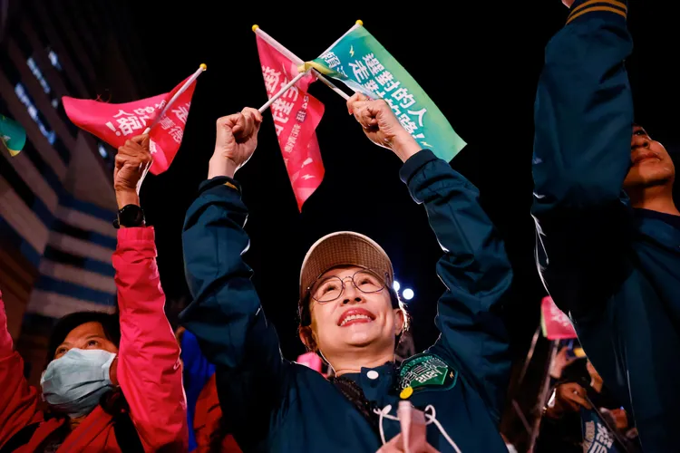 民進黨支持者慶祝賴清德勝選。路透社