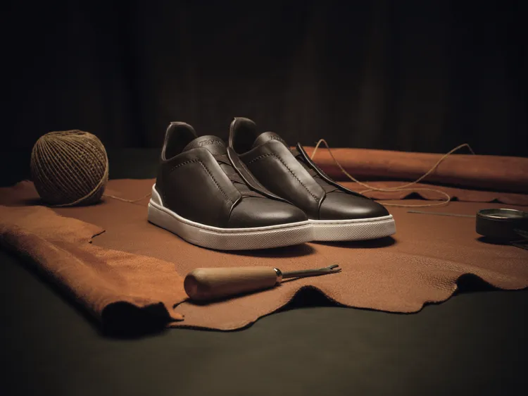 Triple Stitch SECONDSKIN奢華休閒鞋集結舒適腳感、實用功能與頂級皮質於一身。品牌提供