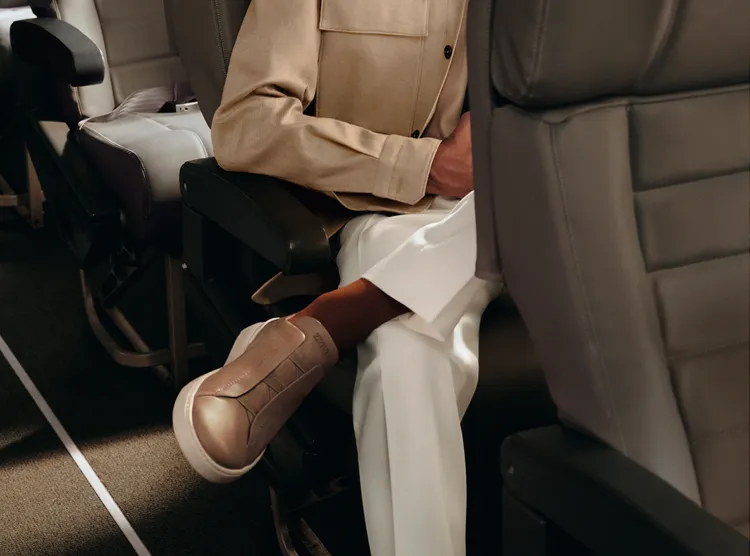 Triple Stitch SECONDSKIN奢華休閒鞋主打如同手套般完美貼合雙腳的特點。品牌提供