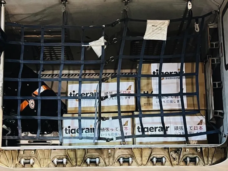 台灣虎航送物資到日本。翻攝臉書@台灣虎航