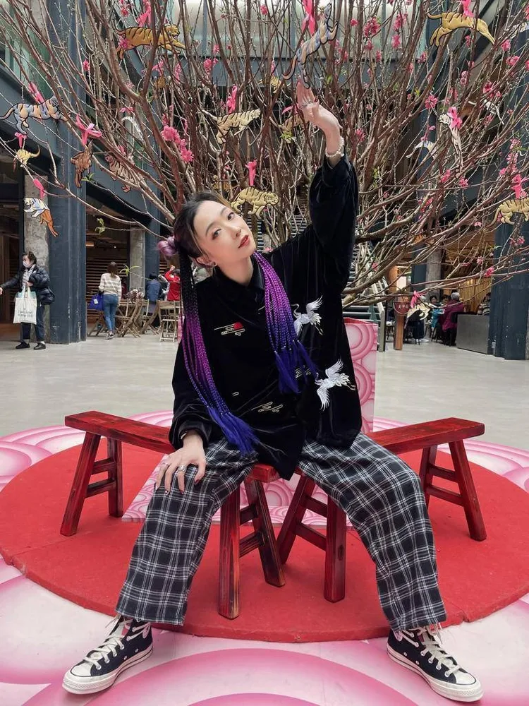 主播異形yen子家中港式過年習俗不少。17LIVE提供