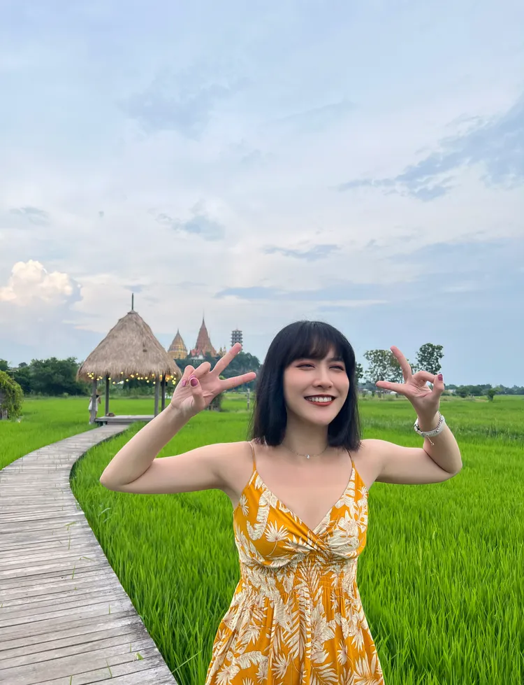 美聲主播頗廢孟璇春節必和家人外出走春。17LIVE提供