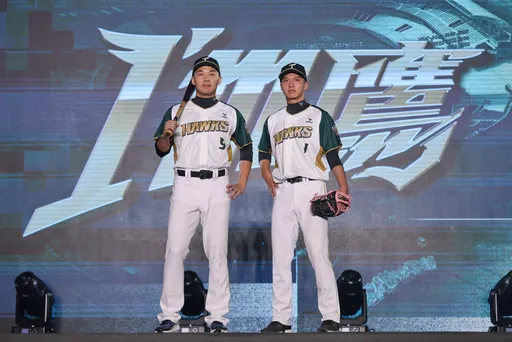  中職新軍台鋼雄鷹開訓！洪一中欽點王柏融當首任隊長