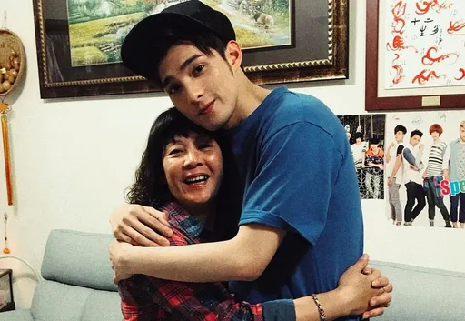 黃偉晉見亡母「來不及送出的訊息」淚崩!病榻前懺悔道歉 最後遺言曝光