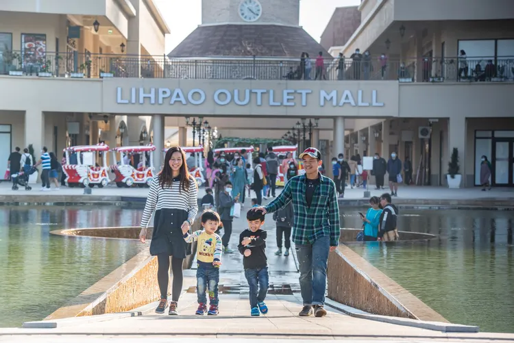 麗寶樂園渡假區提供全家吃喝玩樂住等各種選項。業者提供