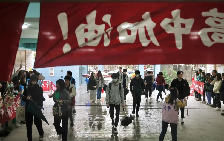 113學年度學科能力測驗今（21）日邁入第二天。林林攝