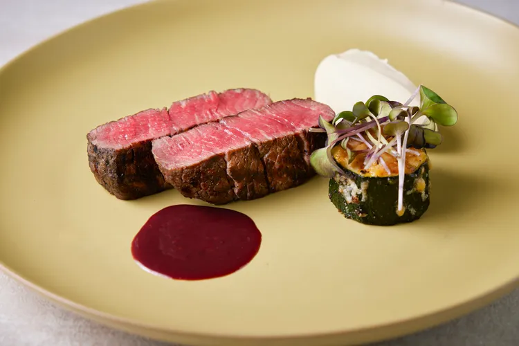 寒居酒店BeGood「炭烤菲力」。業者提供