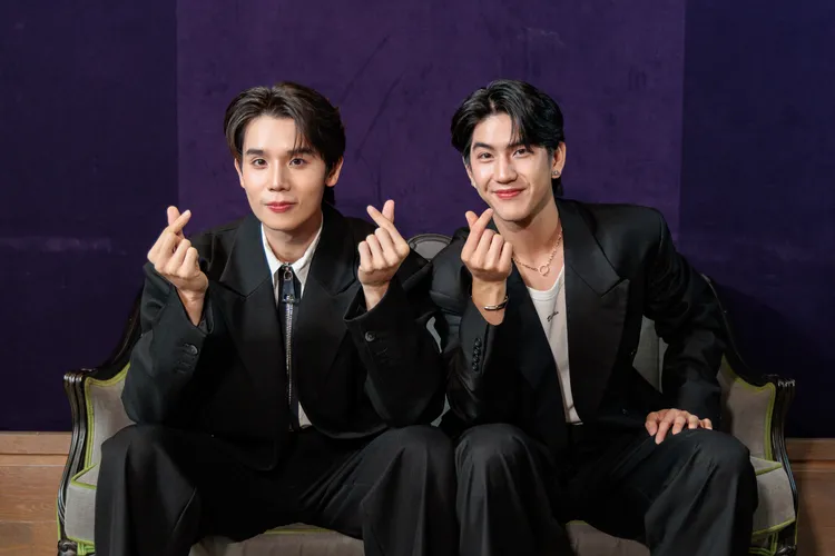 Sea（右）劇中出車禍逐漸失明，Jimmy表示戲外如果視力只剩1天，希望見愛的人。無限娛樂提供