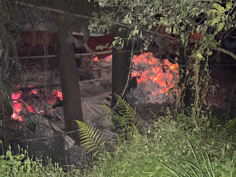 火勢一度猛烈。民眾提供