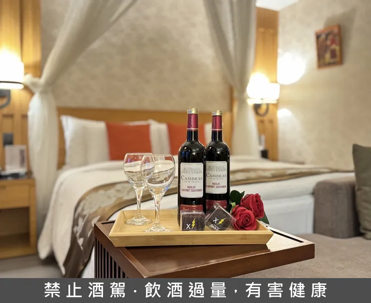 福容花蓮店2/14至3/31橫跨西洋情人節與白色情人節，兩人成行入住指名率最高的海景客房，平日只要3899元起。業者提供