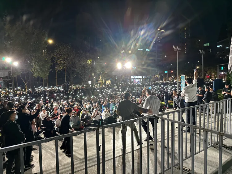 現場人潮。陳怡文攝