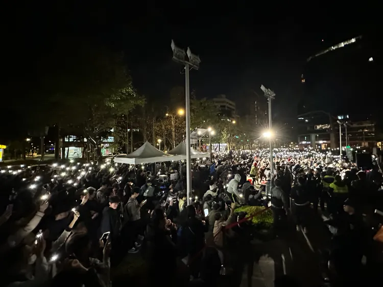 現場多是年輕人。陳怡文攝