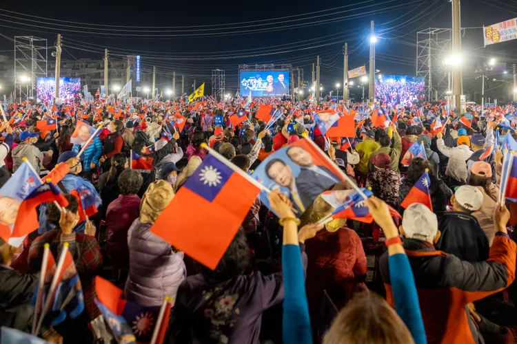 現場情緒沸騰。侯友宜競總提供