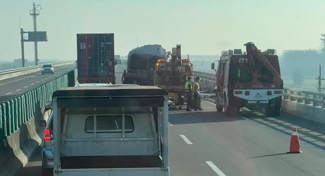 台61線死亡車禍現場。翻攝記者爆料網