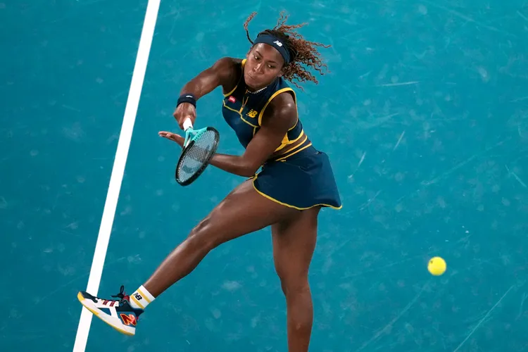 高夫吞敗。美聯社