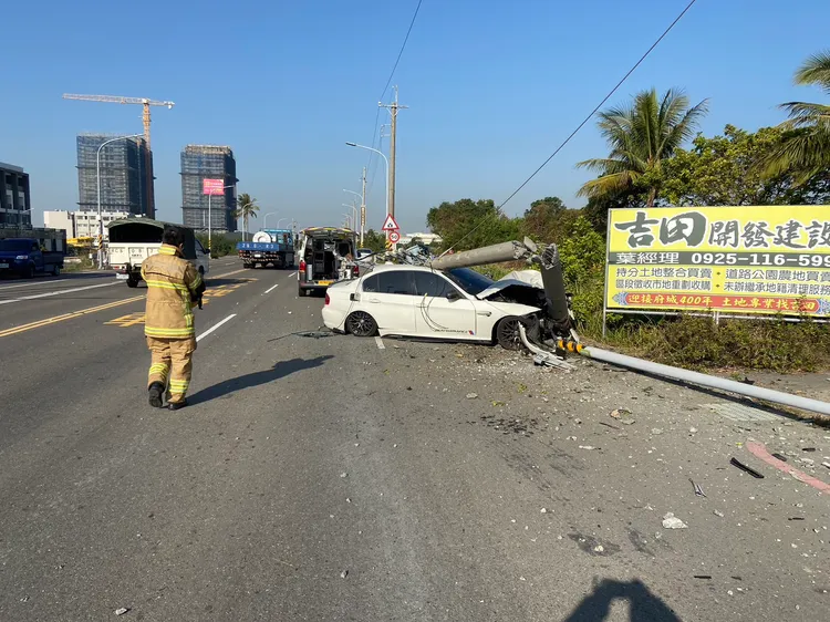 該路段限速50公里。讀者提供