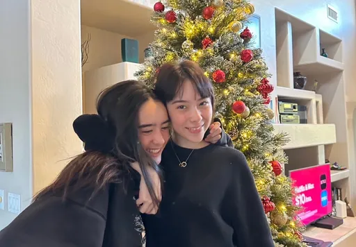 林奕嵐隔8個月返美一見妹妹噴淚 被媽取笑愛哭鬼