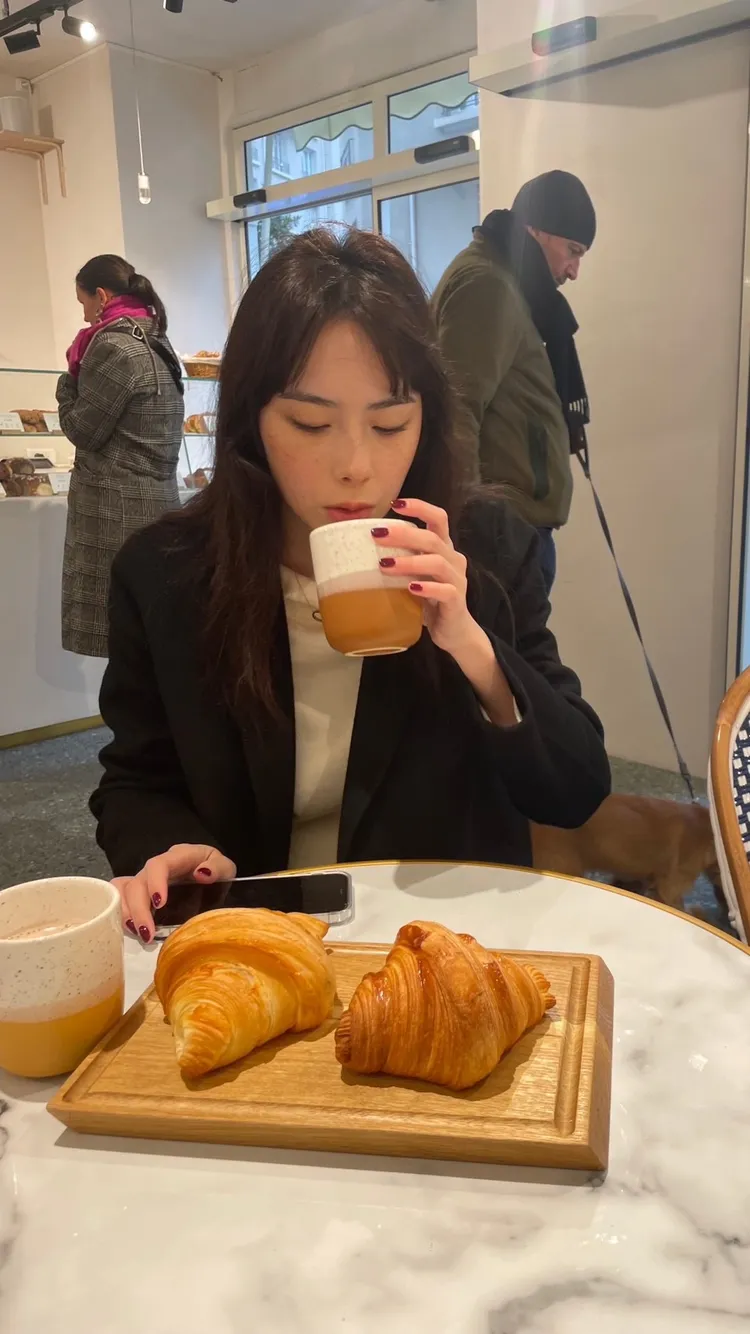 每天的早餐可頌讓林奕嵐有罪惡感。周子娛樂提供