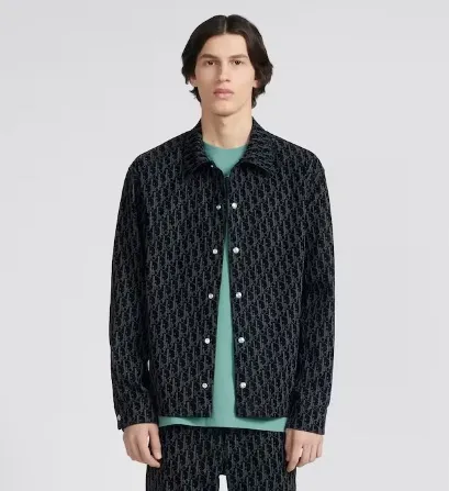 模特兒上身圖。翻攝Dior官網