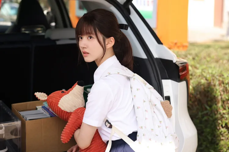 《偷偷藏不住》除了劇情甜蜜，更帶起「桑稚同款」的風潮。中天娛樂台提供