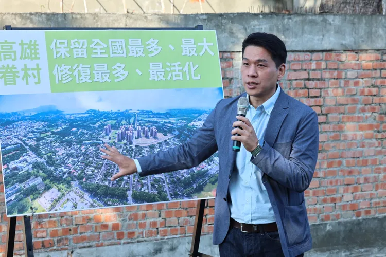 民進黨立委候選人李柏毅遭控論文抄襲。翻攝李柏毅 拚搏未來臉書