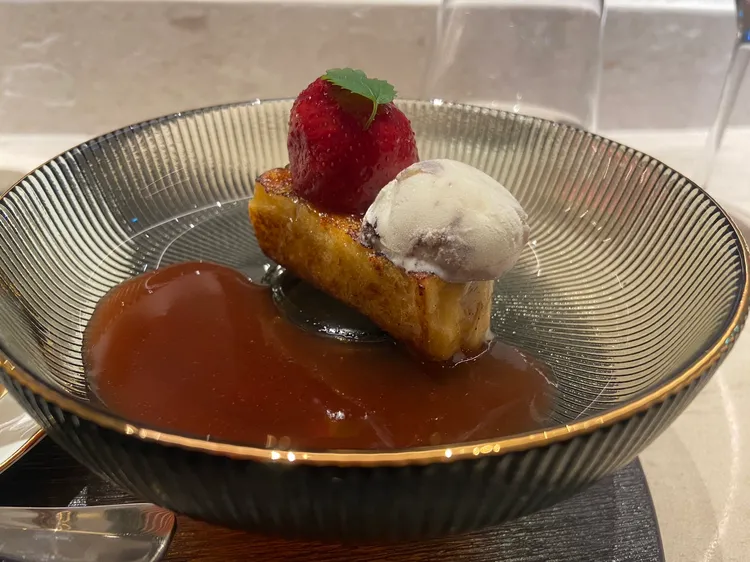 干貝玉米濃湯溫沙拉。陳揚盛攝