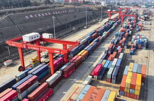 中國財經高官:國內大循環有堵點 內需潛力仍是「富礦」